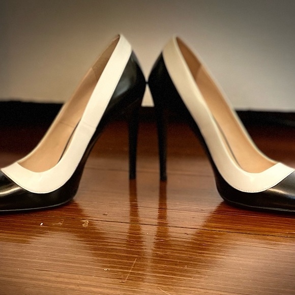 Prada 4” black and white classic - Picture 5 of 6